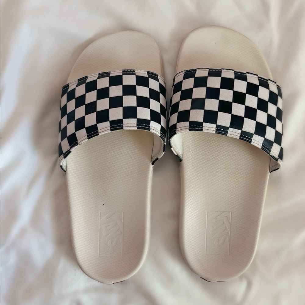 Vans checkerboard white slides